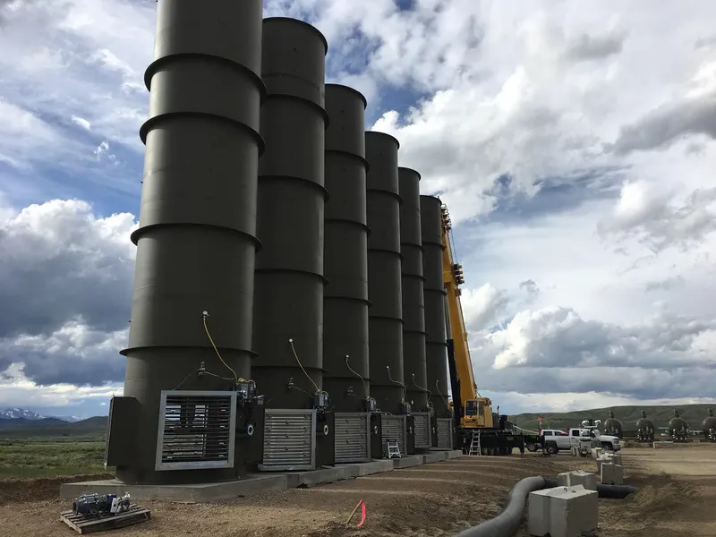 Enclosed Combustion Device - Multi-unit large flow enclosed combustor array delivering high DRE performance for large-scale oil and gas field operations.